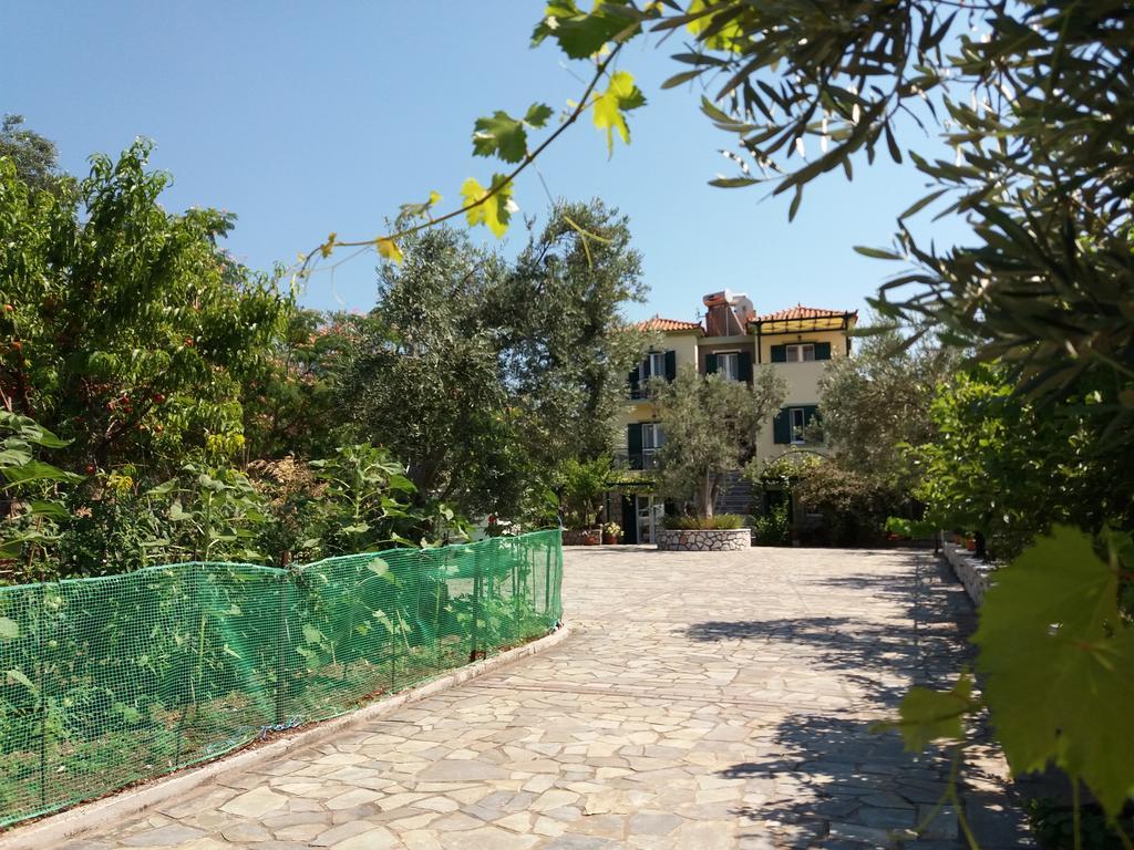 Vasiliki Studios Petra  Exterior photo